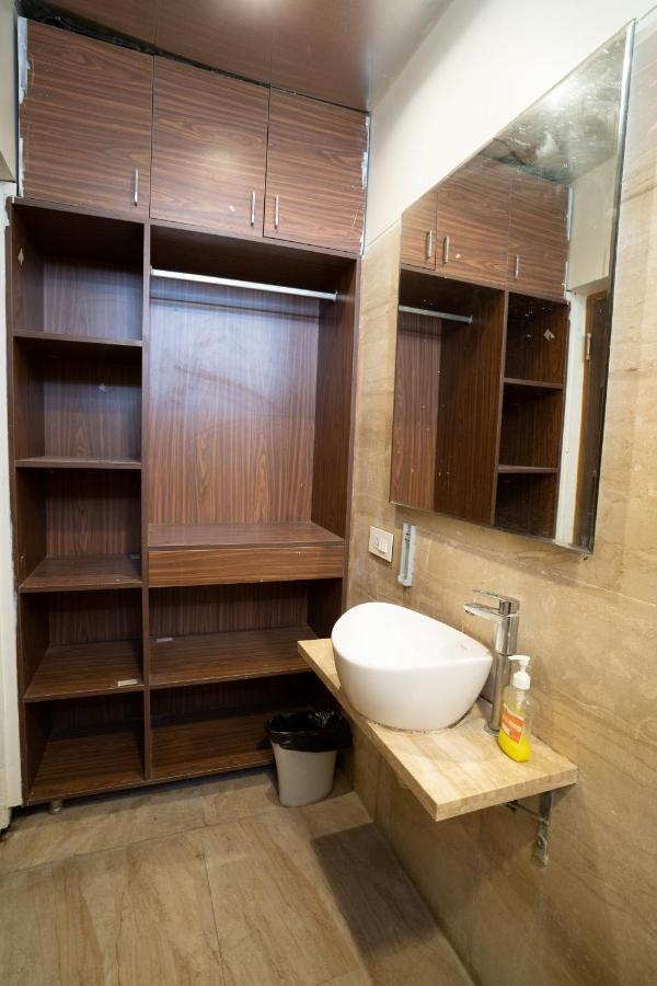 Hotel Kyra Airport Ahmedabad Ngoại thất bức ảnh