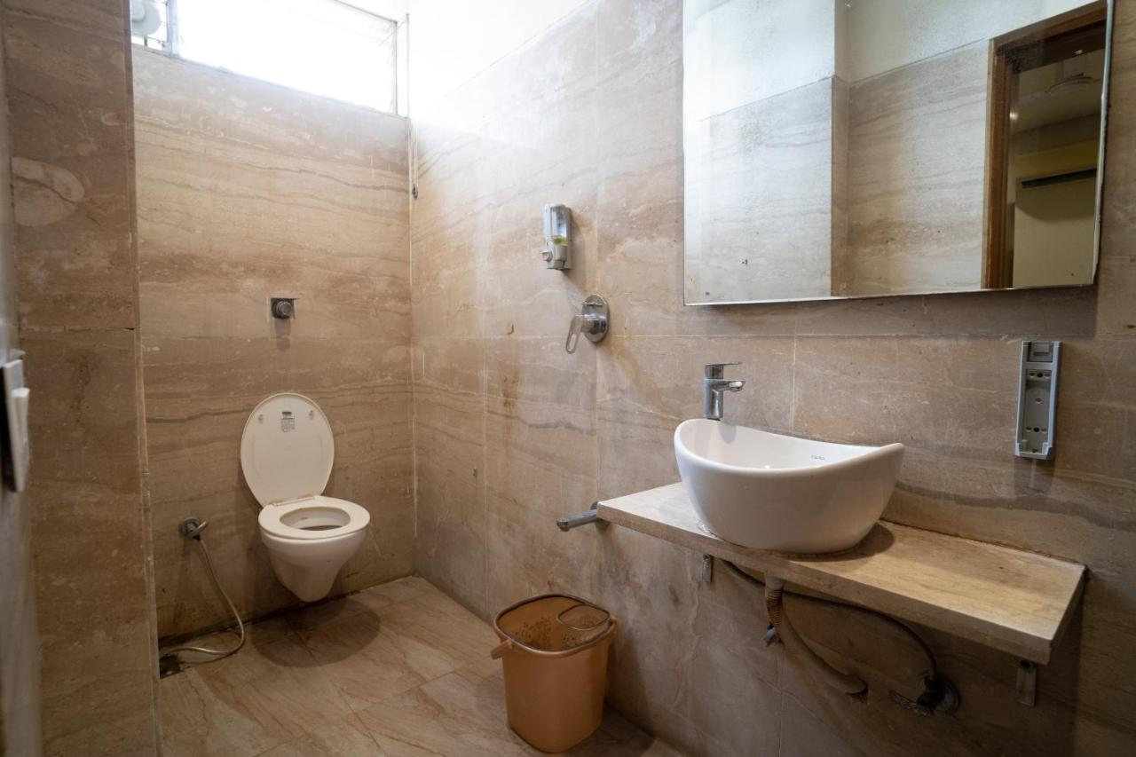Hotel Kyra Airport Ahmedabad Ngoại thất bức ảnh